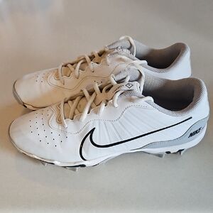 Nike White Baseball Cleats